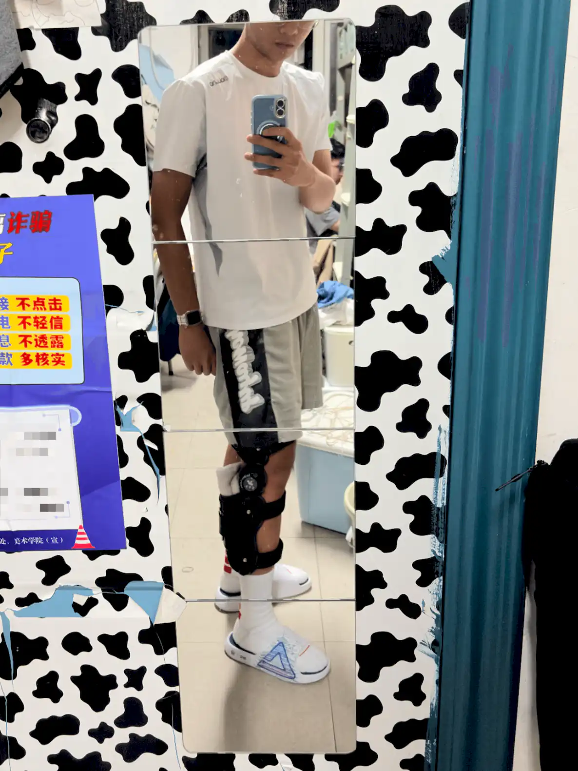 victor_wearing_PCL_brace